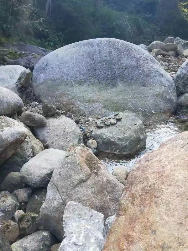 鹅卵石
