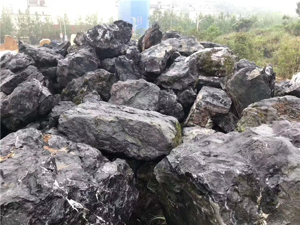 黑山石