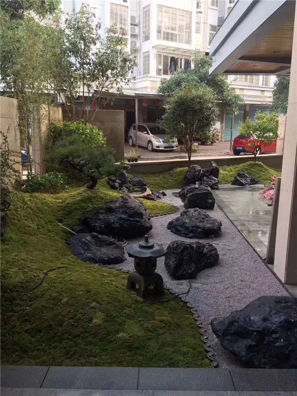 黑山石